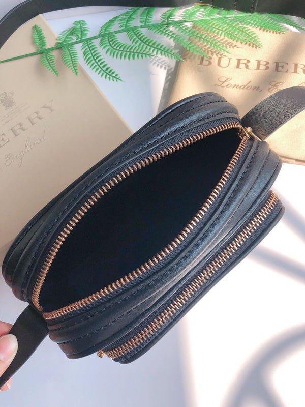 Burberry Bags - Bagsattire   581