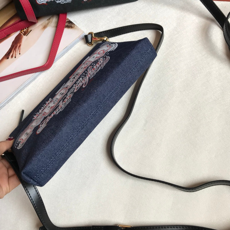 Burberry Bags - Bagsattire   366