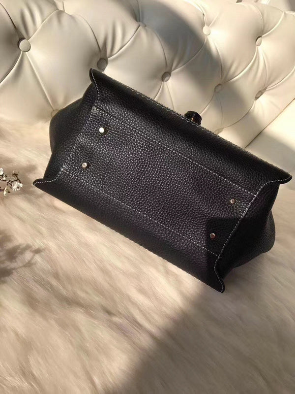 Burberry Bags - Bagsattire   263