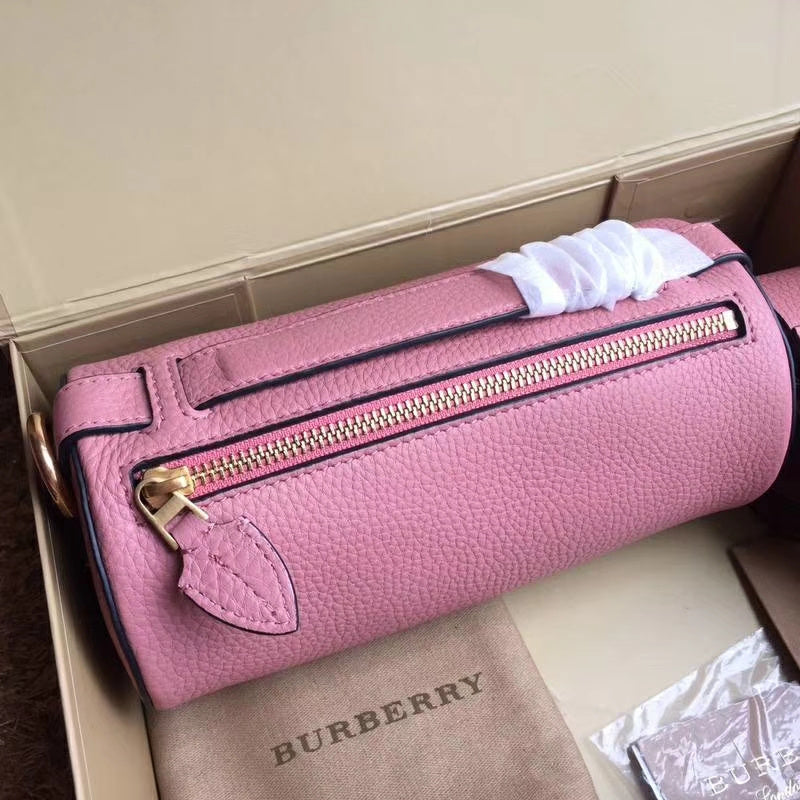 Burberry Bags - Bagsattire   455