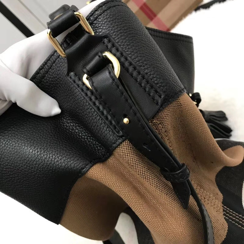 Burberry Bags - Bagsattire   527