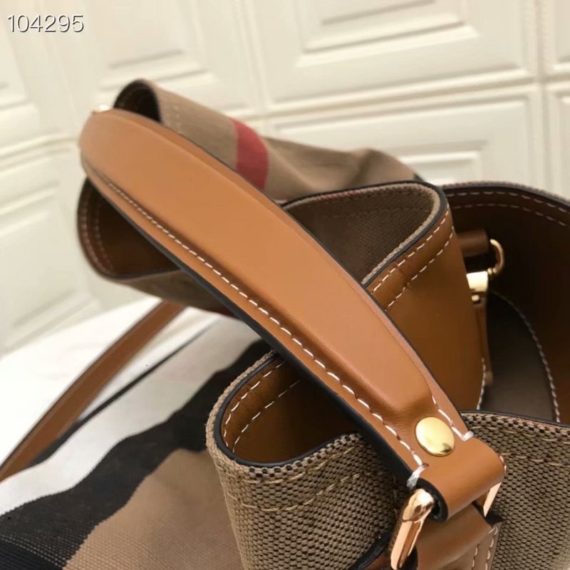 Burberry Bags - Bagsattire   217