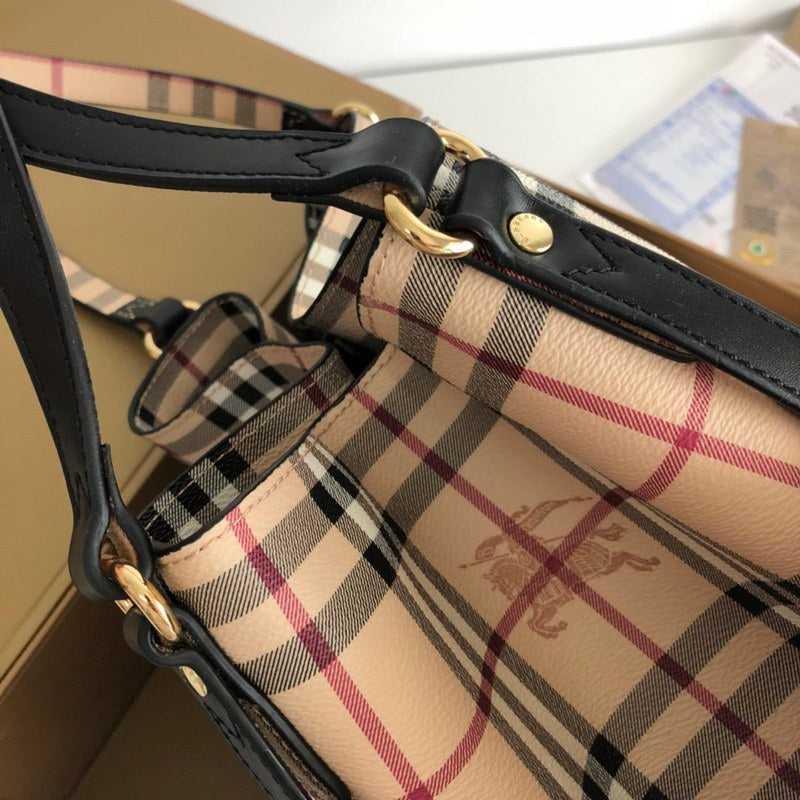 Burberry Bags - Bagsattire   507