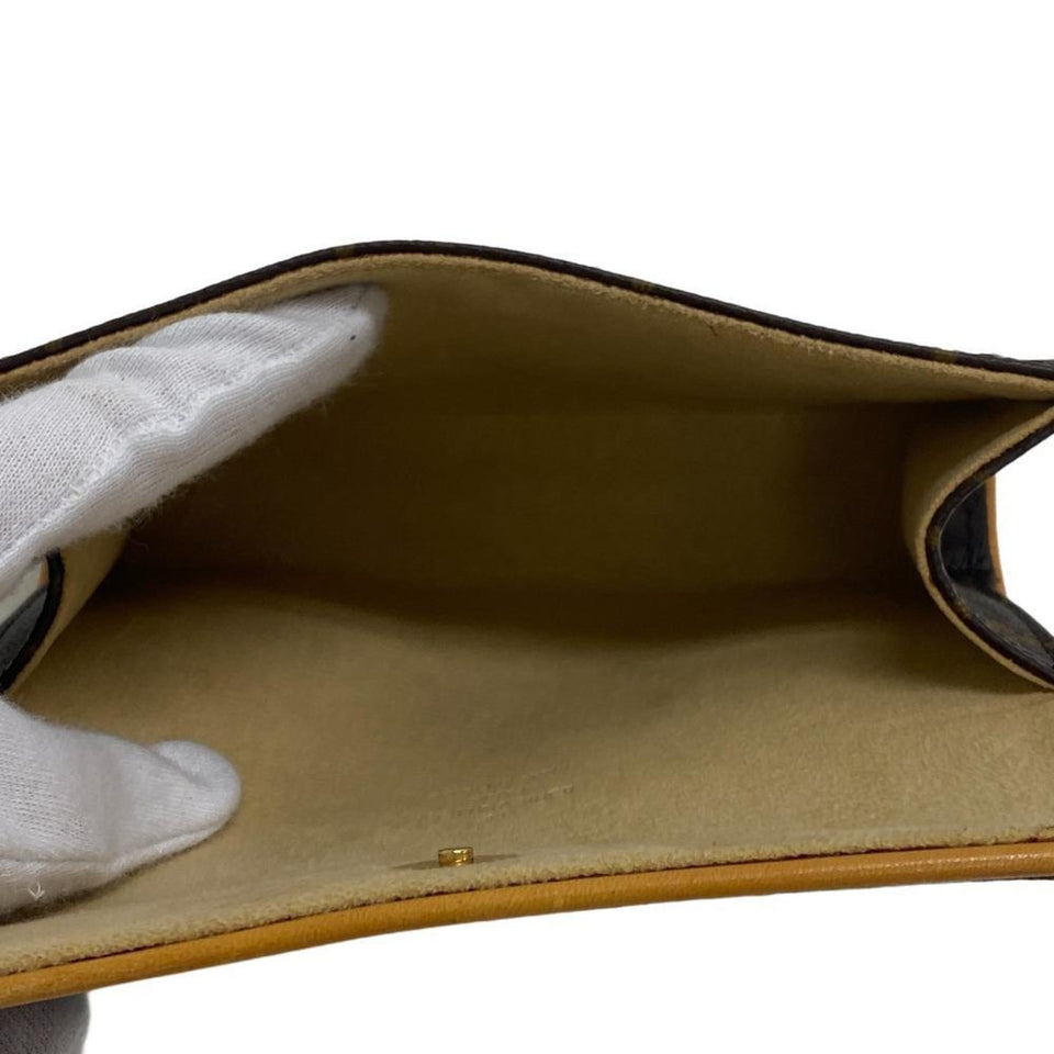 Louis Vuitton Florentine  Leather Clutch Bag