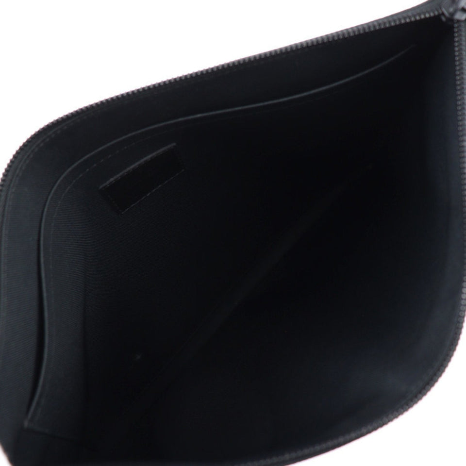 Louis Vuitton Taiga  Leather Clutch Bag