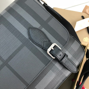 Burberry Bags - Bagsattire   528