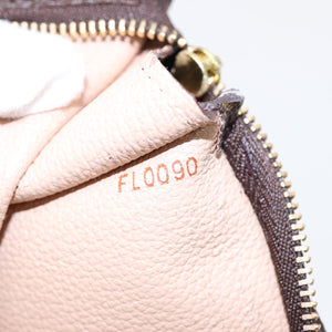 Louis Vuitton Bucket Gm  Canvas Clutch Bag