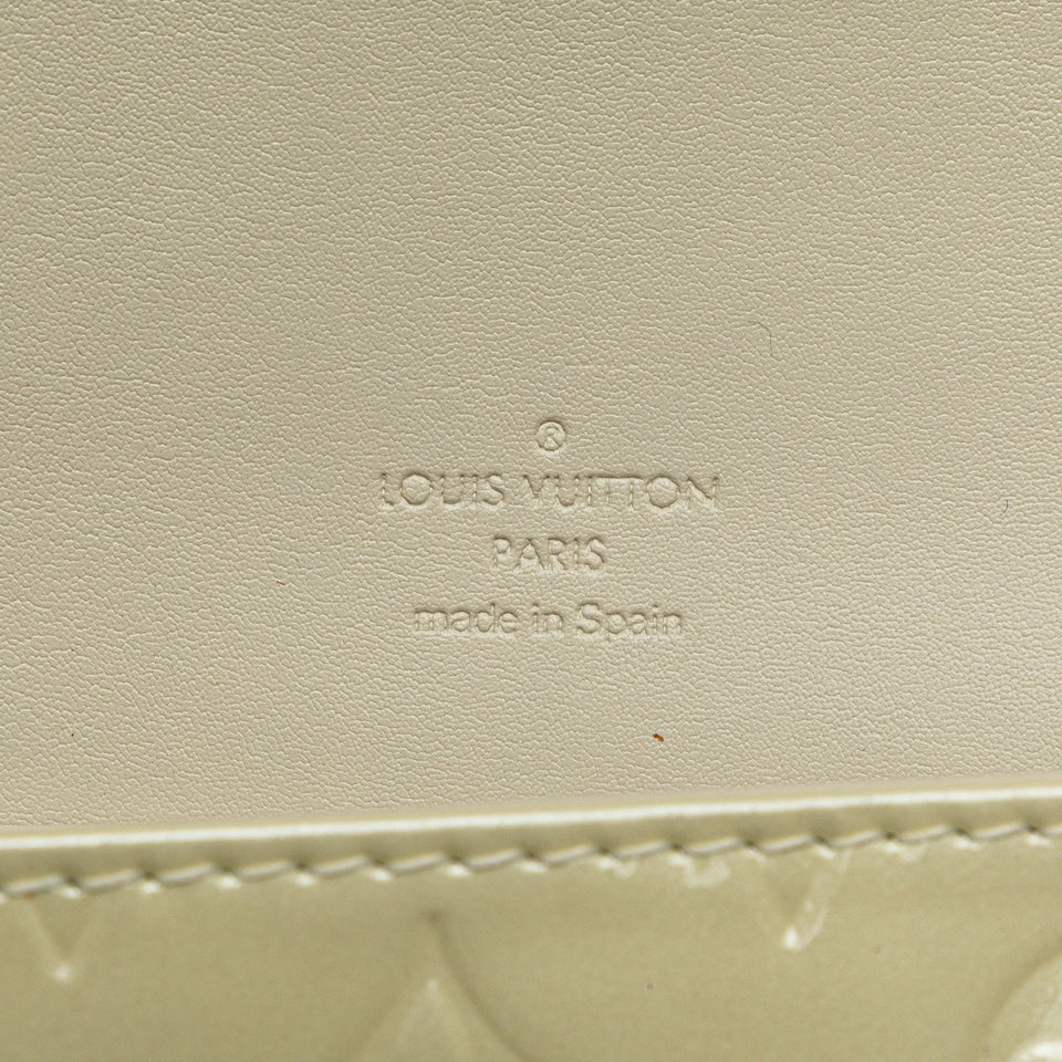 White Louis Vuitton Monogram Vernis Thompson Street Shoulder Bag