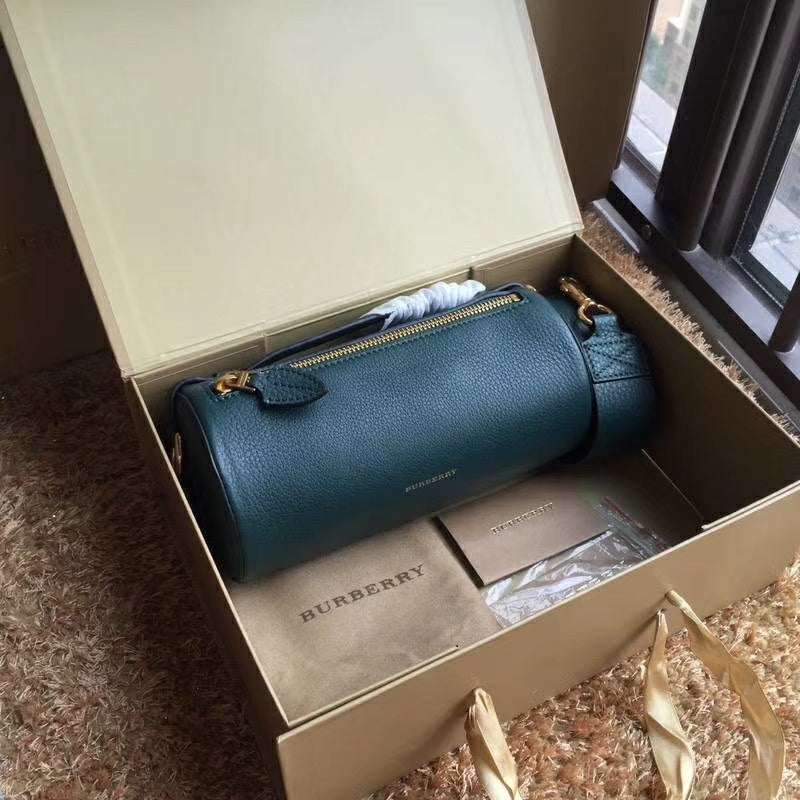 Burberry Bags - Bagsattire   448