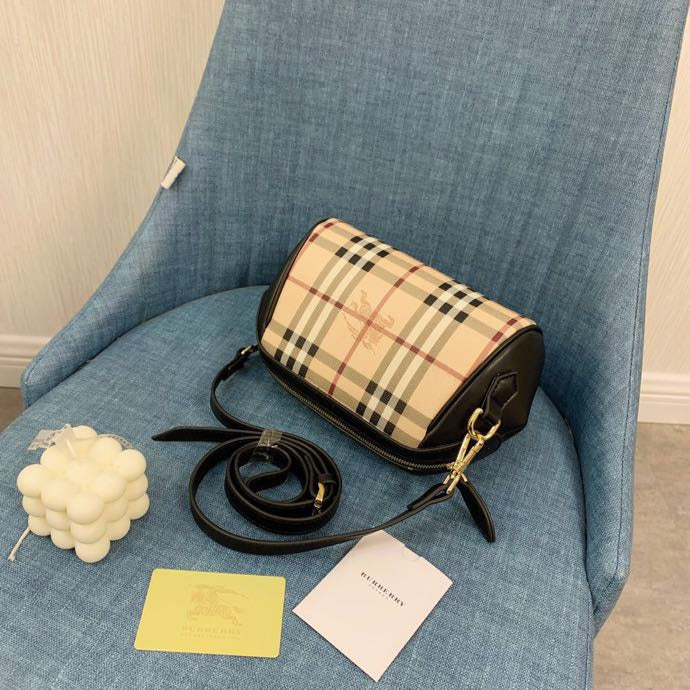 Burberry Bags - Bagsattire   207