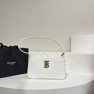 Burberry Bags - Bagsattire   135