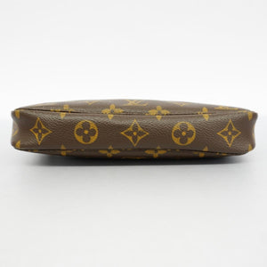 Louis Vuitton Pochette Accessoires  Canvas Clutch Bag