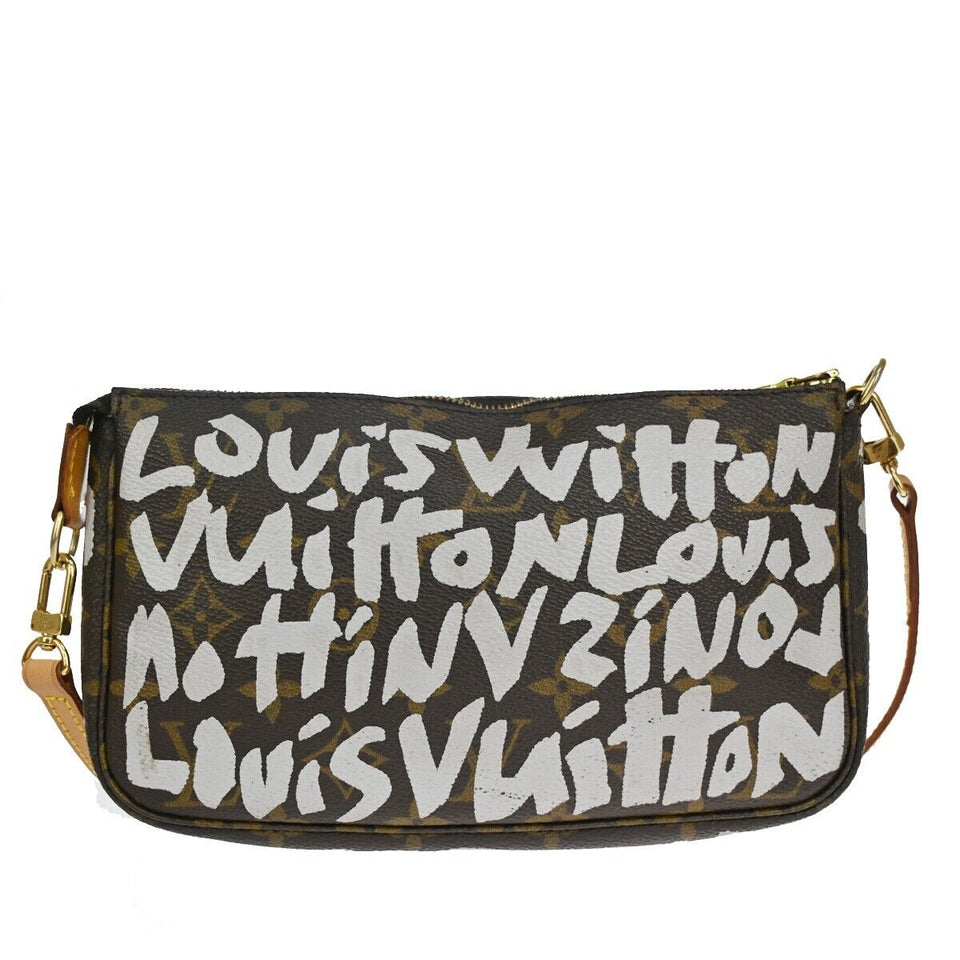 Louis Vuitton Pochette Accessoires  Leather Clutch Bag