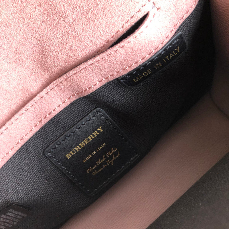 Burberry Bags - Bagsattire   476