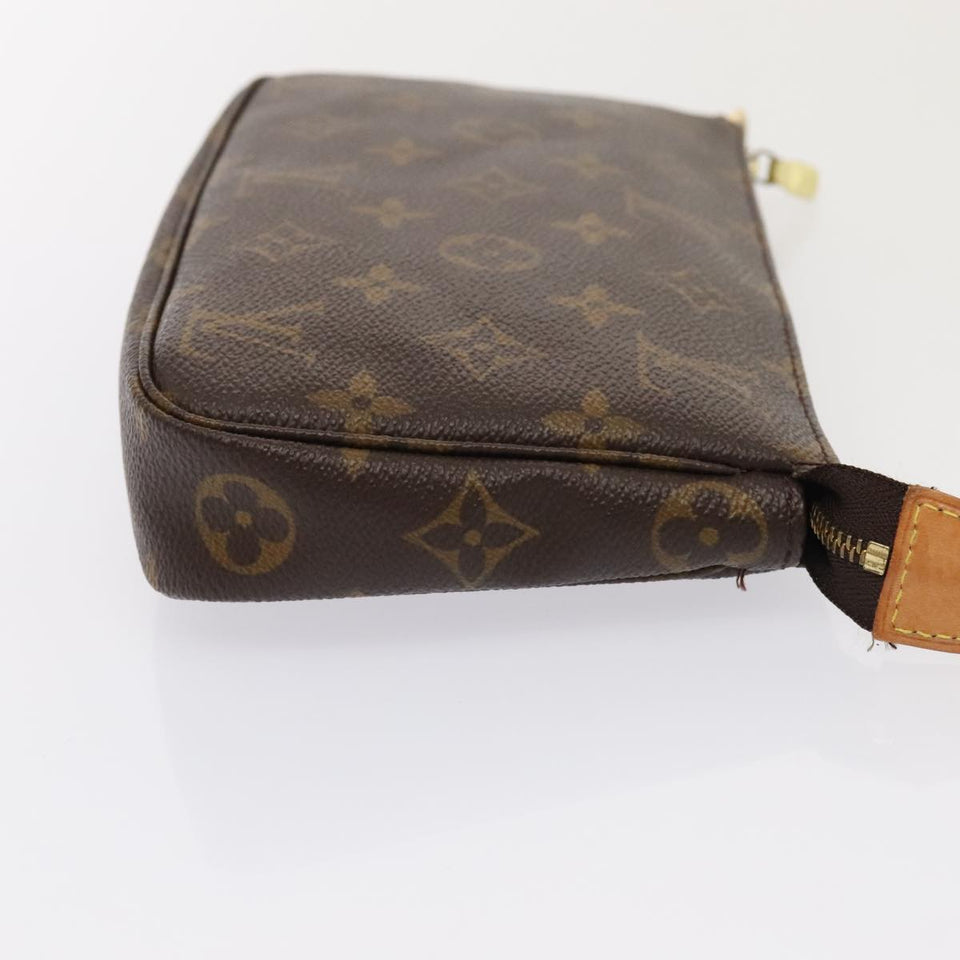 Louis Vuitton Pochette Accessoire  Canvas Clutch Bag