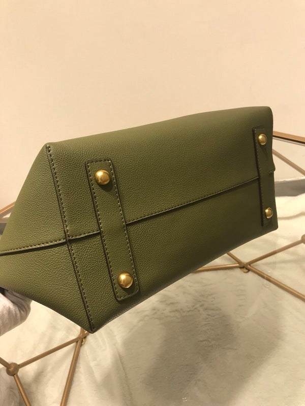 Burberry Bags - Bagsattire   363