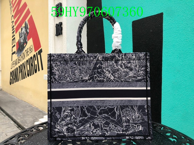 Christian Dior Bags Bags - The Tote   033