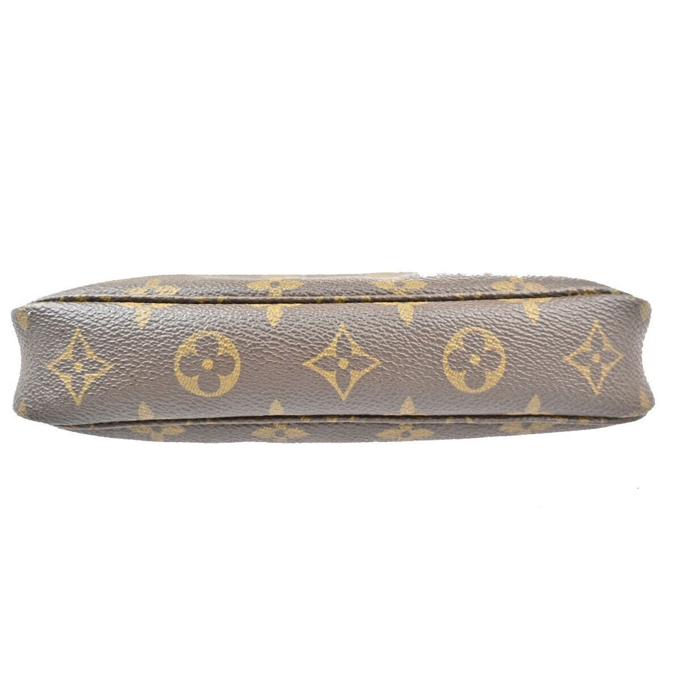 Louis Vuitton Pochette Accessoires  Canvas Clutch Bag