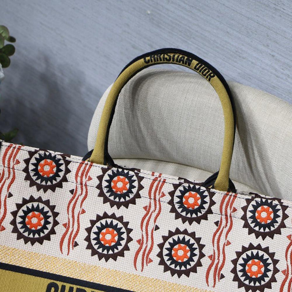 Christian Dior BOOK TOTE