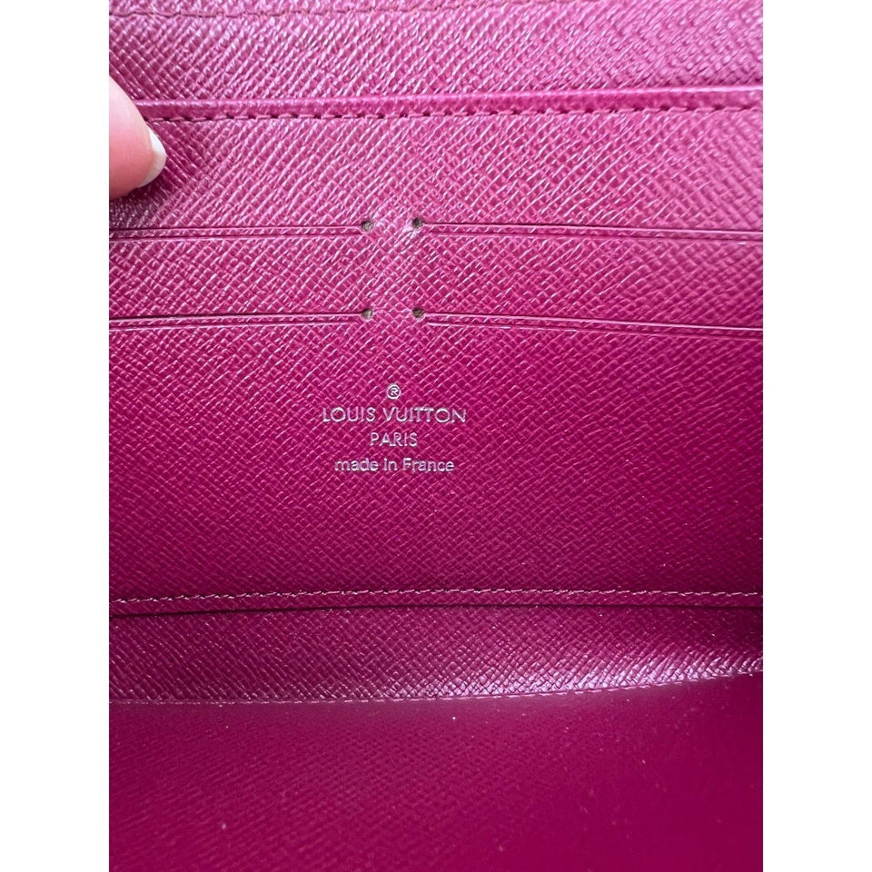 LOUIS VUITTON Zippy Epi  Pink Leather Wallet Clutch