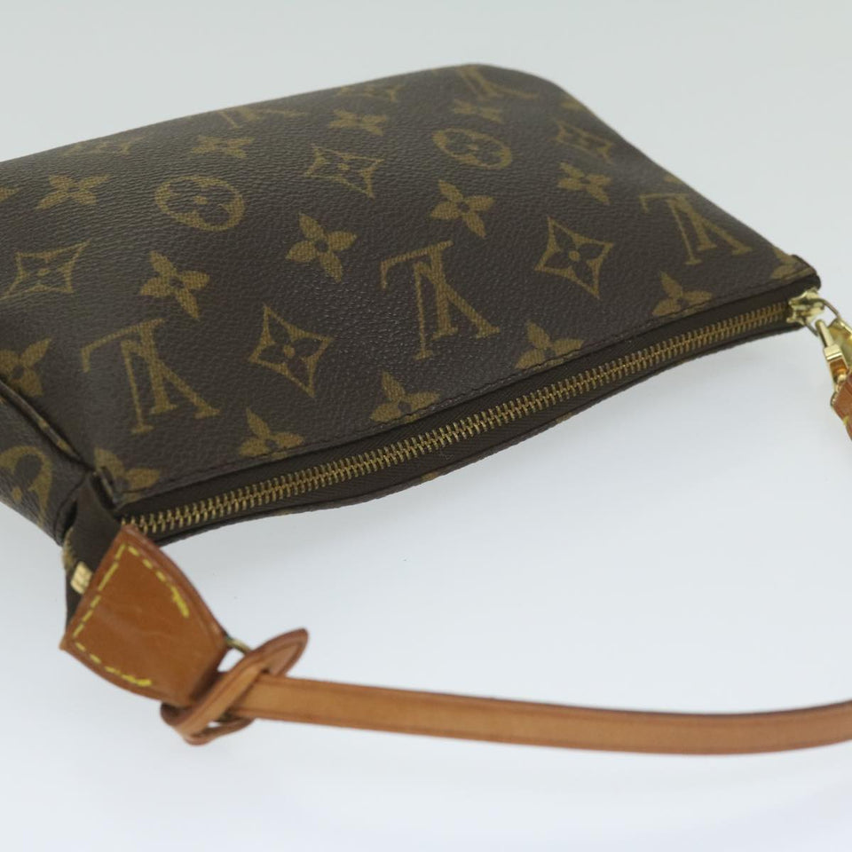 Louis Vuitton Pochette Accessoire  Canvas Clutch Bag