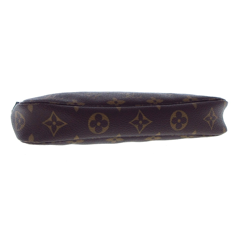 Louis Vuitton Pochette Accessoire  Canvas Clutch Bag