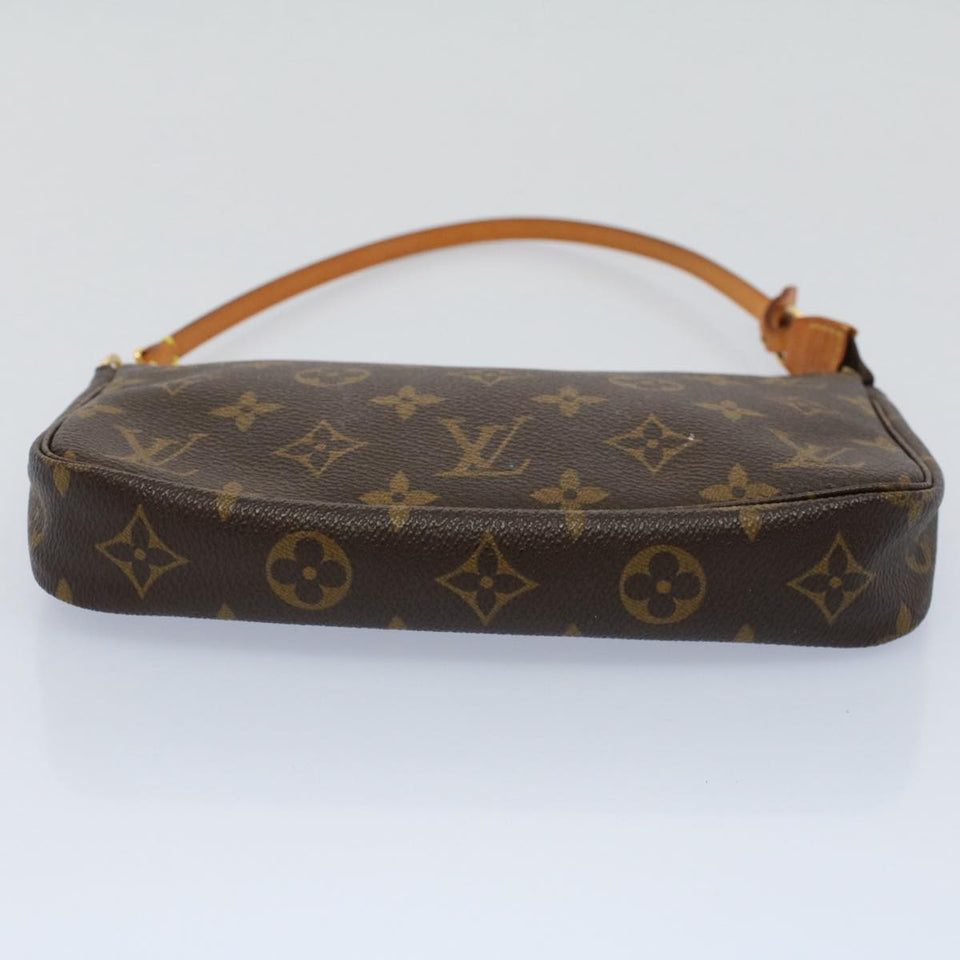 Louis Vuitton Pochette Accessoire  Canvas Clutch Bag