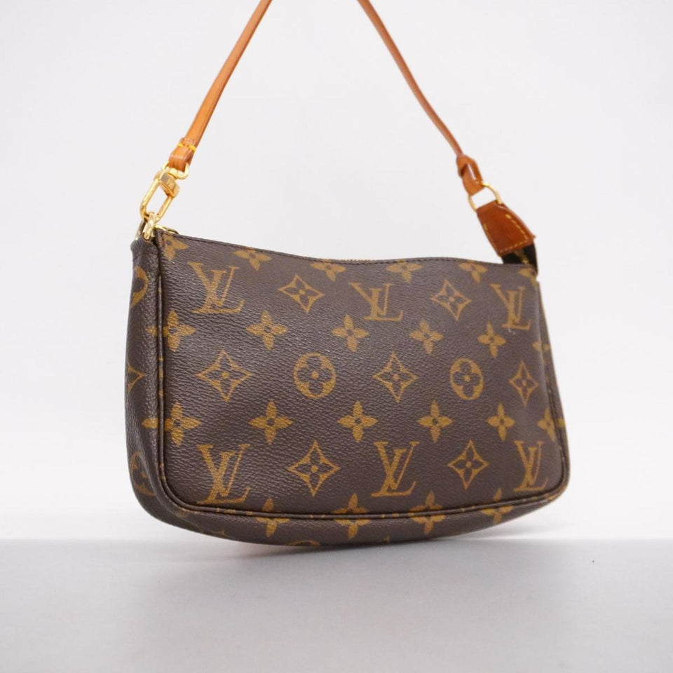 Louis Vuitton Pochette Accessoires  Canvas Clutch Bag