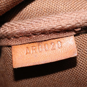 Louis Vuitton Pochette Accessoires  Canvas Clutch Bag