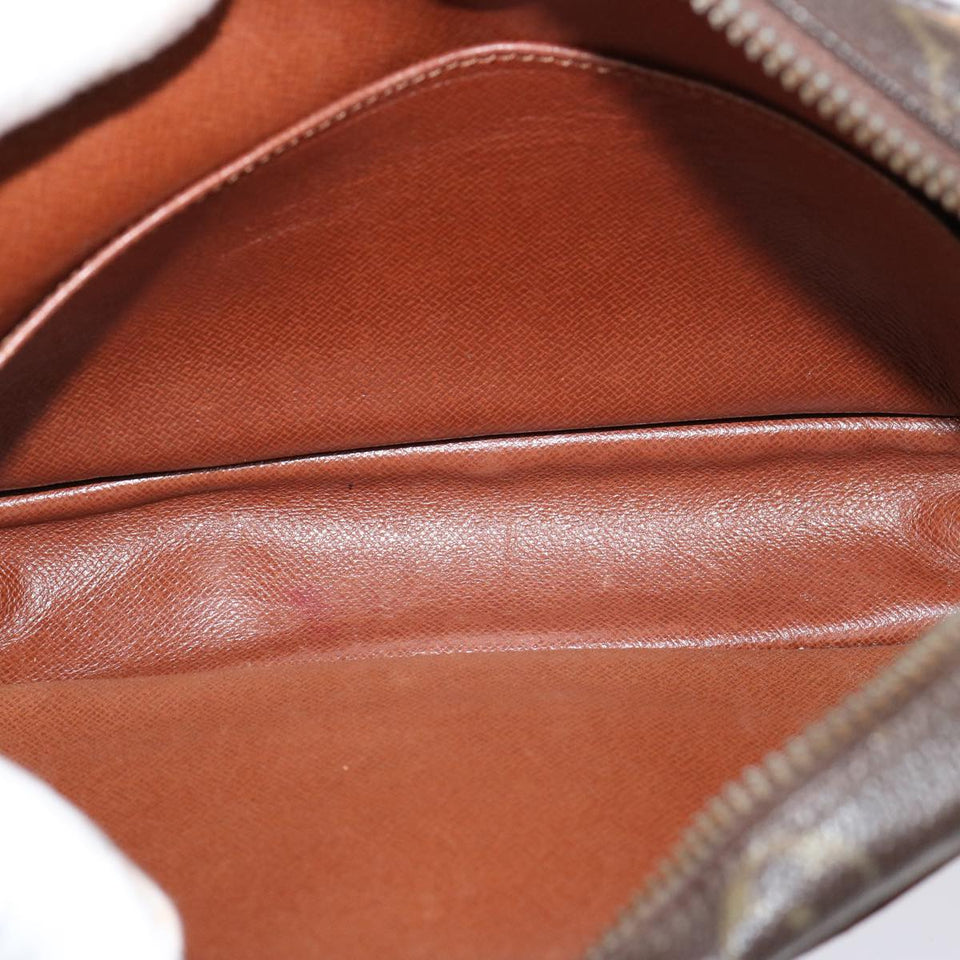 Louis Vuitton Compiegne 23 Clutch Bag