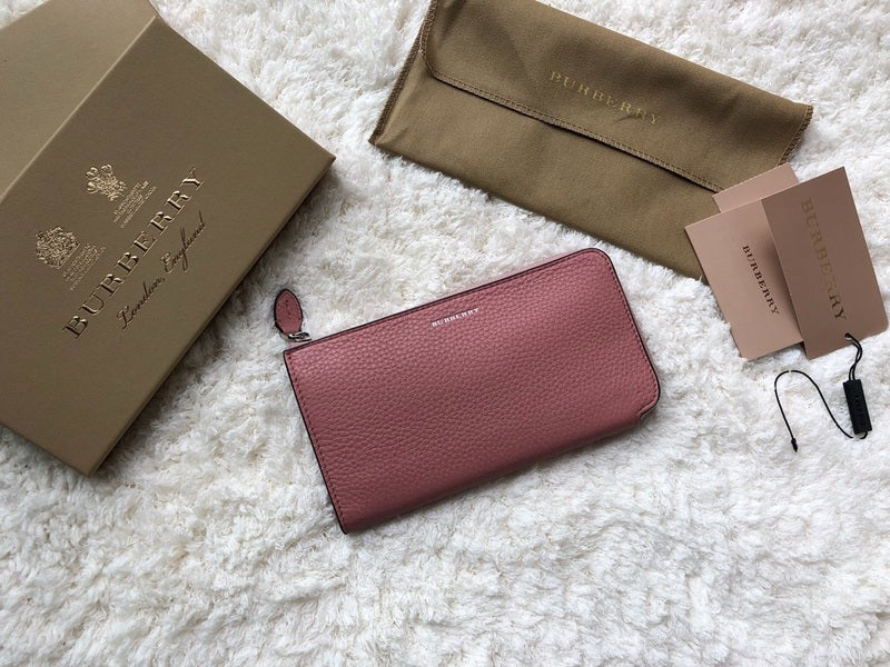 Burberry Bags - Bagsattire   424