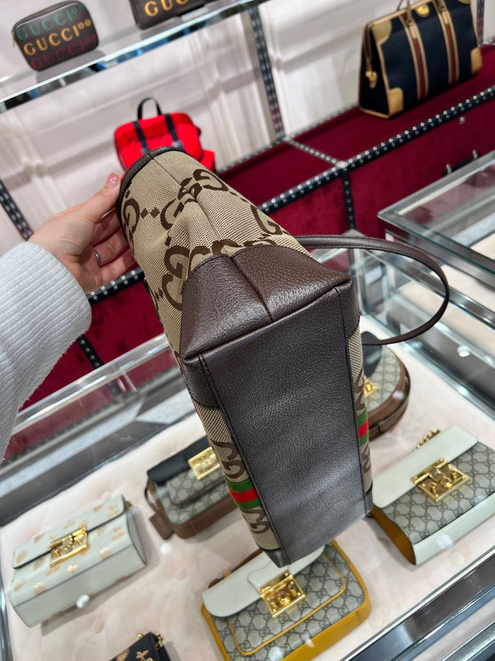 PreOrder Gucci jumbo GG canvas tote