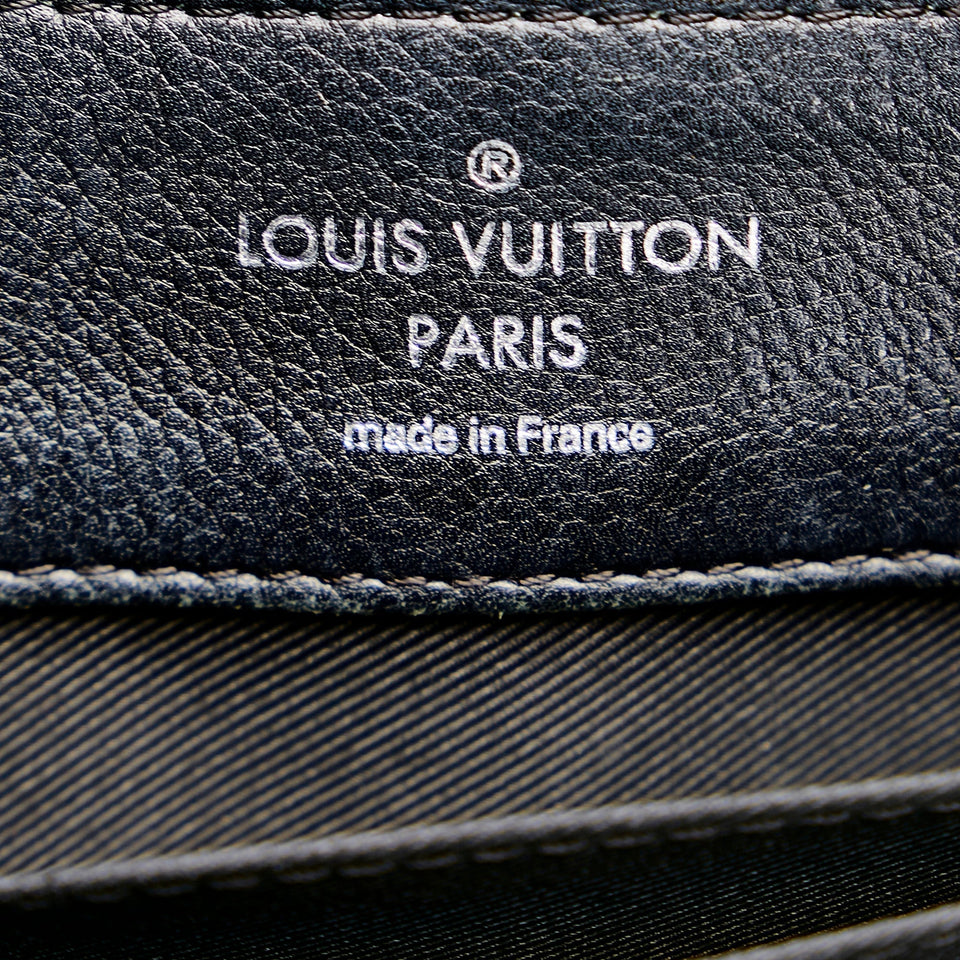 Louis Vuitton Lockme II Black
