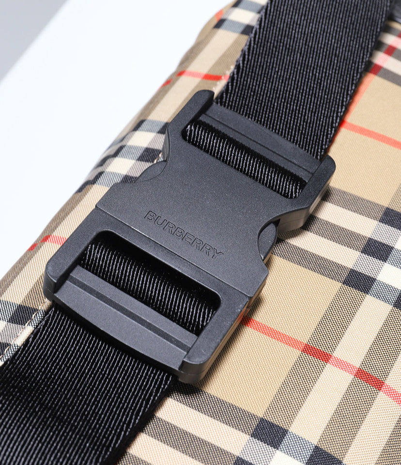 BURBERRY VINTAGE CHECK MEDIUM BUM BAG