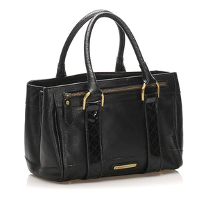 Burberry Leather Handbag (SHG-11269)