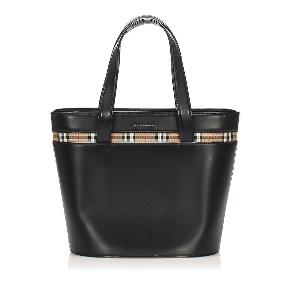 Burberry Leather Handbag (SHG-13232)