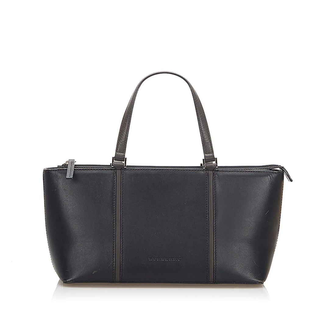 Burberry Leather Handbag (SHG-18566)