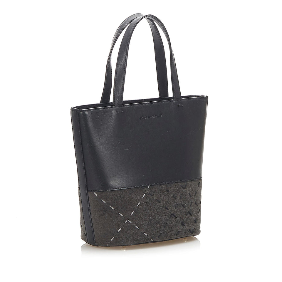 Burberry Leather Handbag (SHG-18820)