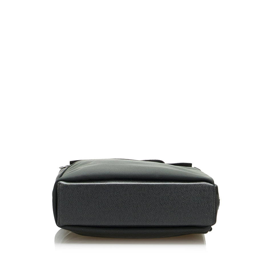 Louis Vuitton Sayan Black Canvas