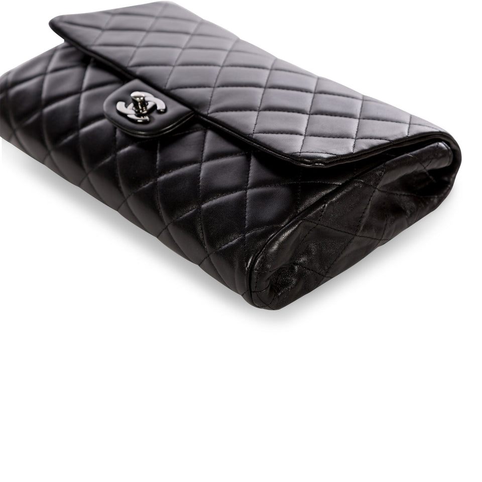 Classic Clutch with Chain