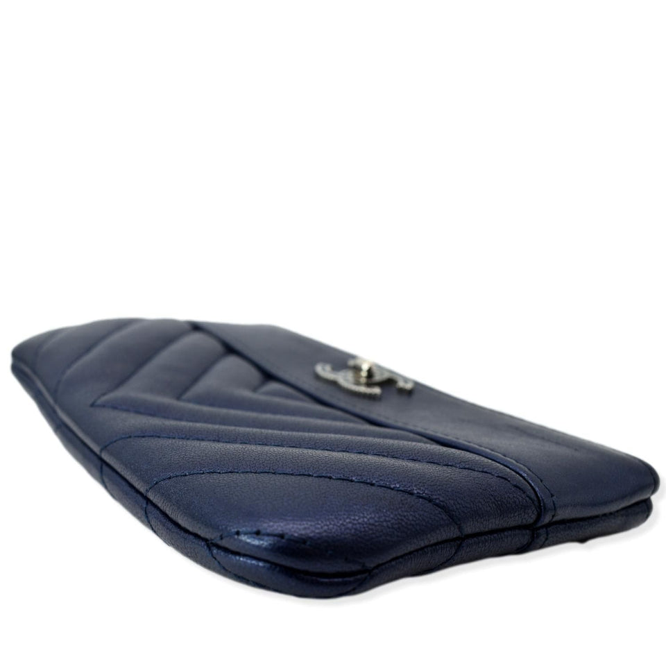 CHANEL Small Vintage Mademoiselle Leather Cosmetic Case Blue