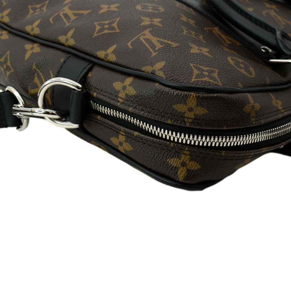 LOUIS VUITTON Porte Documents Voyage Monogram Canvas Briefcase Bag Brown