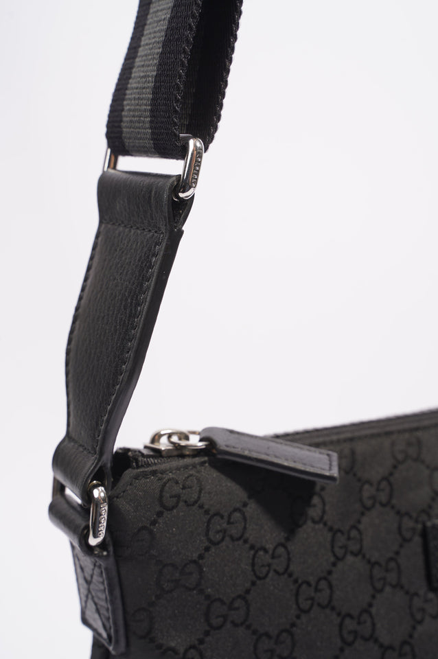Gucci Mens GG Messenger Crossbody Black Nylon