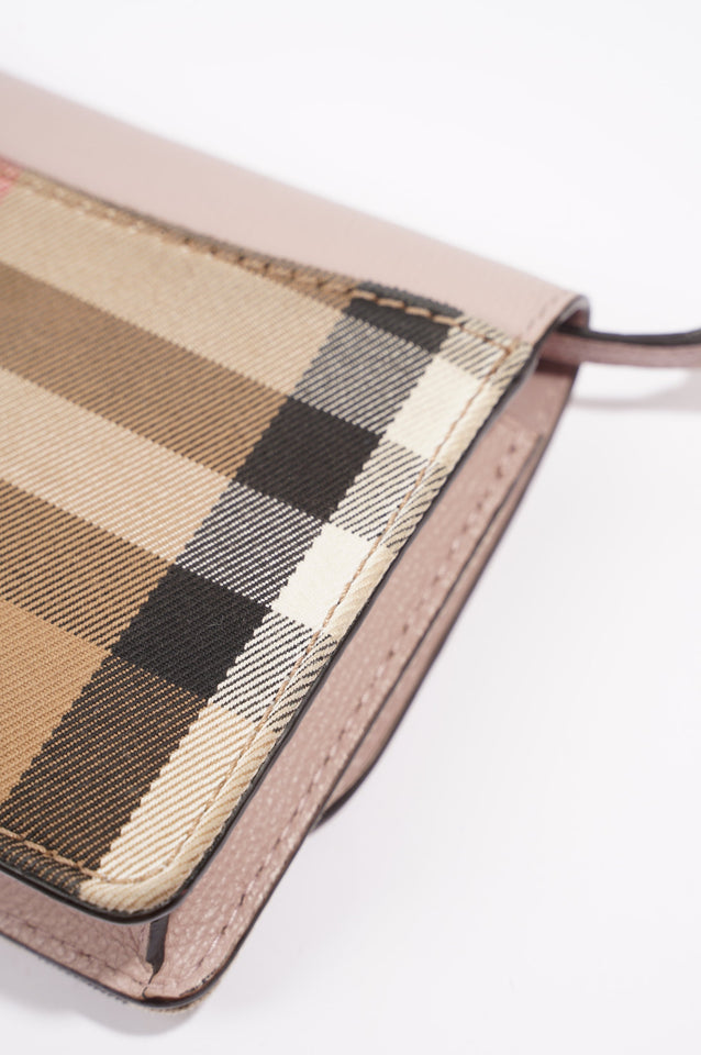 Burberry Womens Hampshire Crossbody Pink / Check