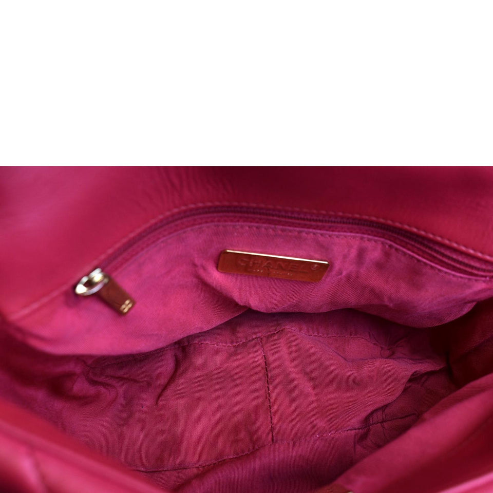 CHANEL 19 Medium Quilted Lambskin Leather Flap Shoulder Bag Red