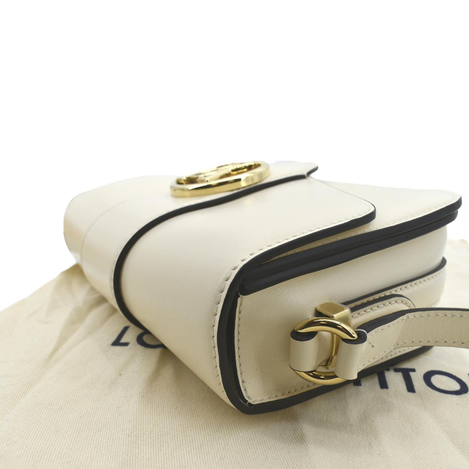 LOUIS VUITTON Pont 9 Calfskin Leather Shoulder Bag Creme