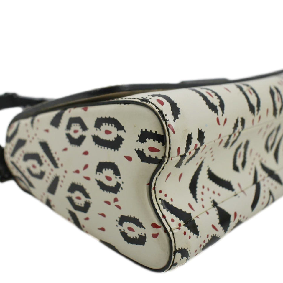 LOUIS VUITTON LV Twist Graphic MM Leather Shoulder Bag Black