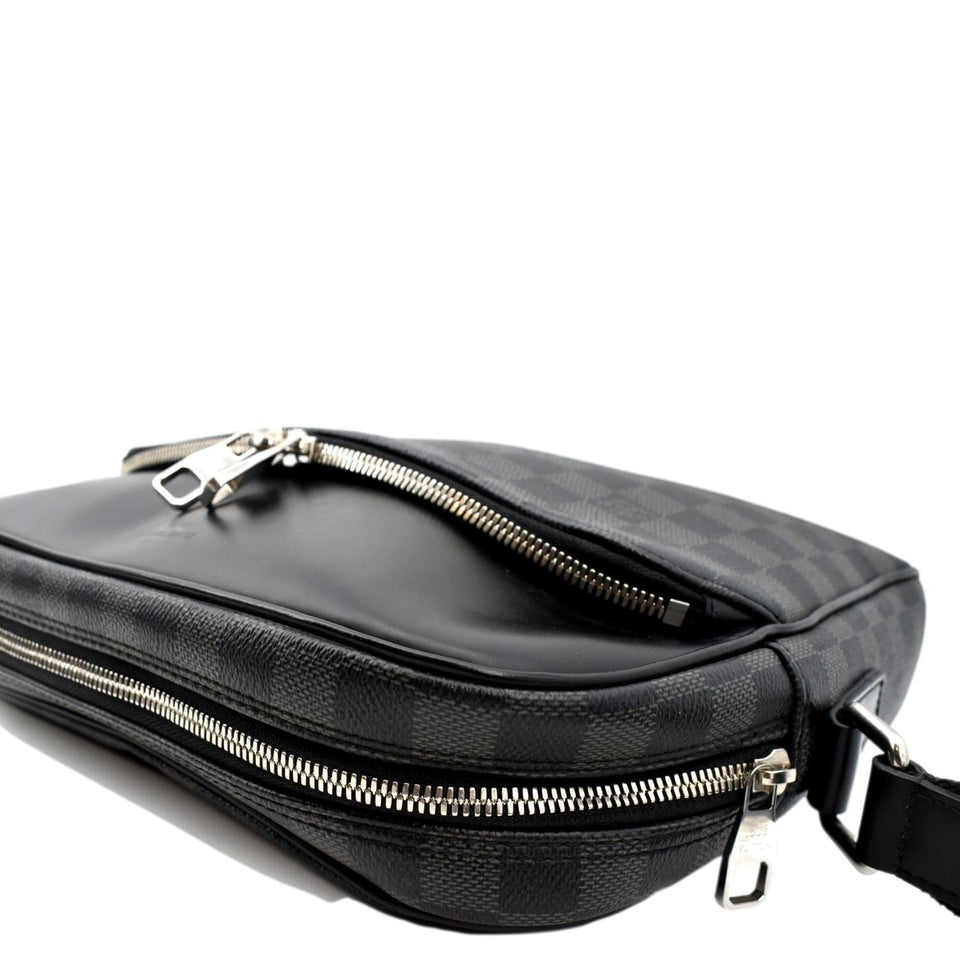 LOUIS VUITTON Dayton Reporter PM Damier Graphite Crossbody Bag Black