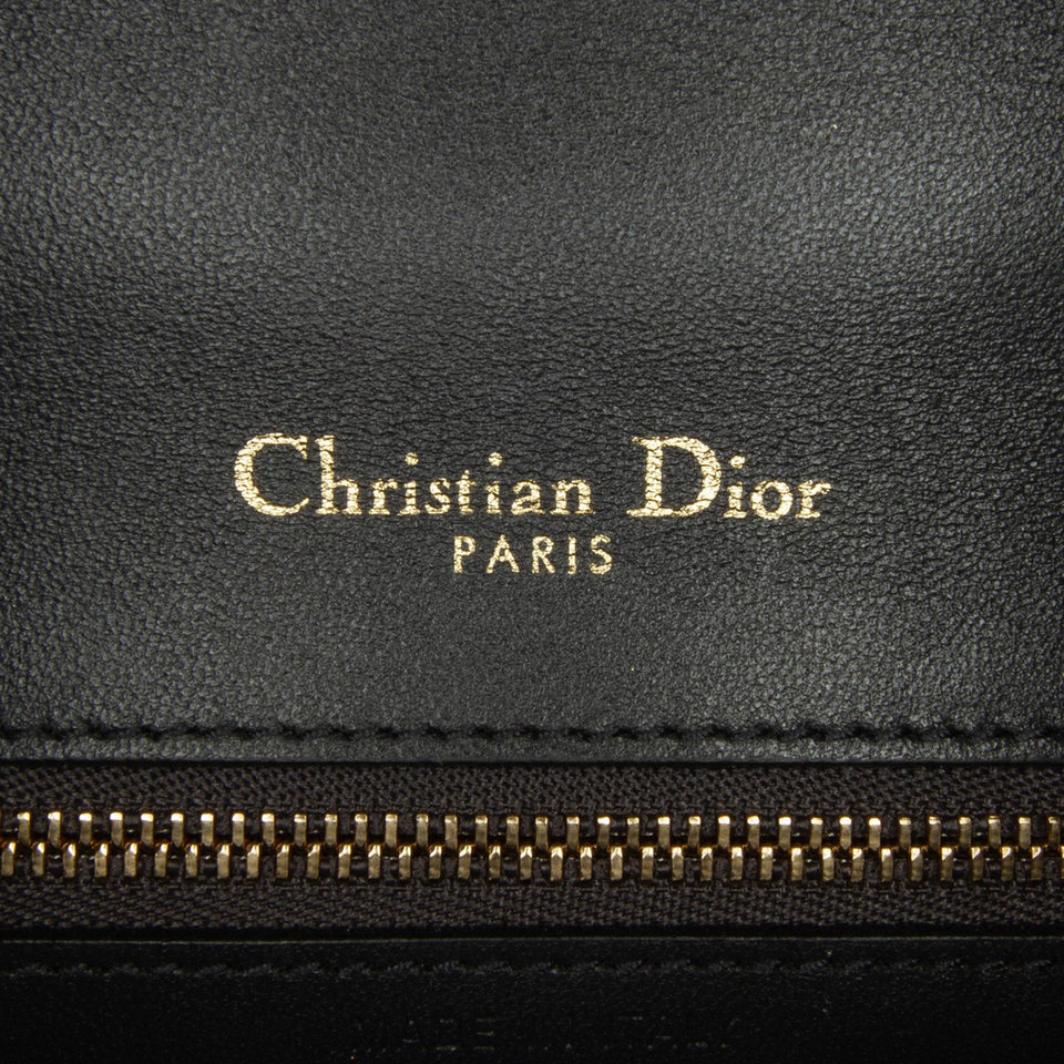 Dior Patent Microcannage Diorama Crossbody Bag (SHG-D2JEVN)