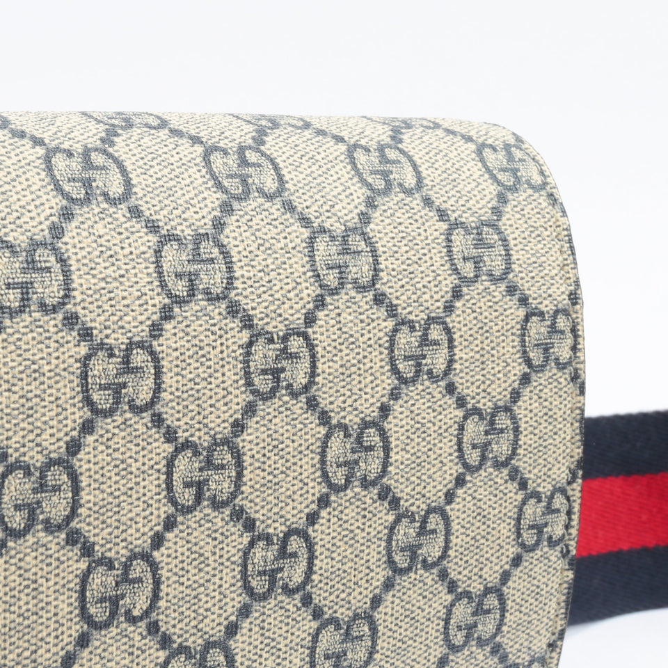 GUCCI Horsebit 1955 Mini GG Supreme Bag